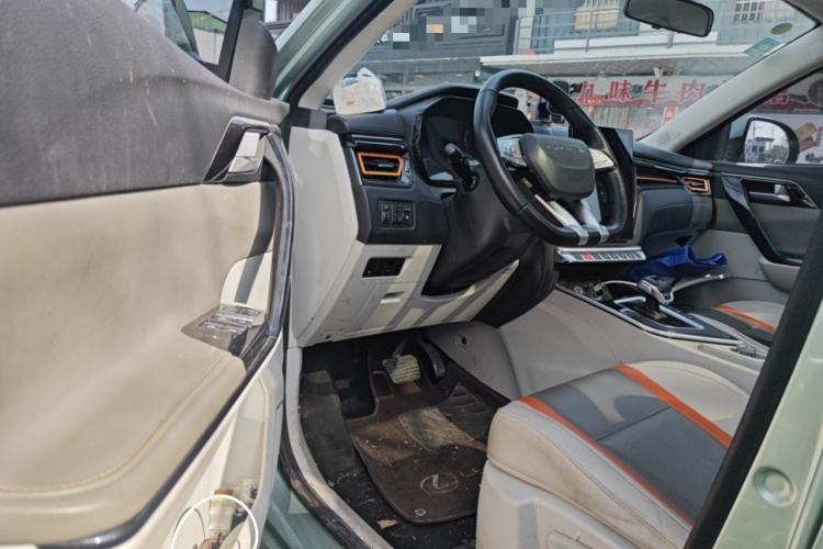 Used FORTHING T5 2022 Mach Edition 1.5T DCT Performance Model with Five Seats