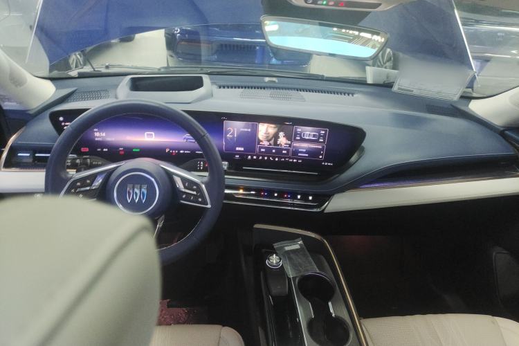 Used Buick E5 2023 Avia Four-Wheel Drive Version