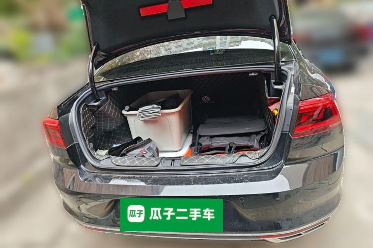 Used Volkswagen Magotan 2020 330TSI DSG Luxury Edition Trunk