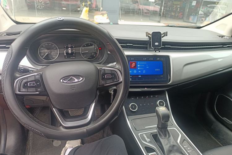Used Chery Arrizo 5 2019 Revised PRO 1.5L CVT Youth Edition China VI Standard Center Console