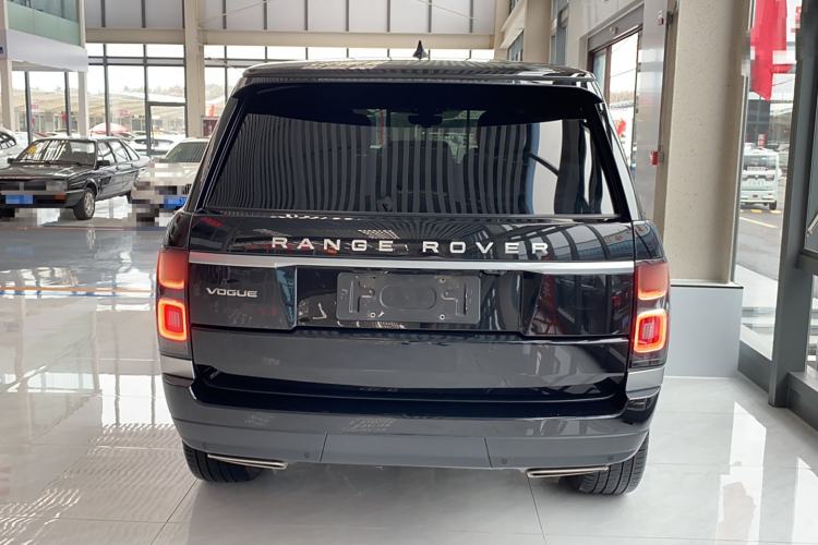 Used Land Rover Range Rover 2022 3.0 L6 360 PS Legacy Edition