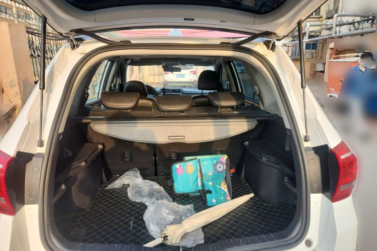 Used Haval H6 2015 Sport Edition 1.5T Manual Two-Wheel Drive Elite Model Trunk