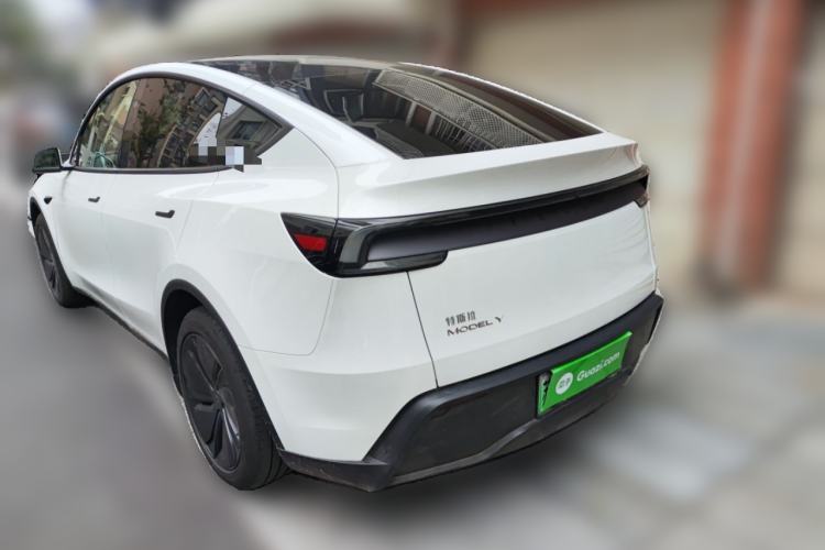 Used Tesla Model Y 2025 Rear-Wheel-Drive Version
