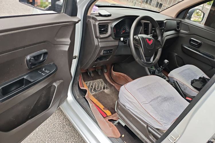 Used Wuling Hongguang V 2021 1.5L Jingqu Version LAR