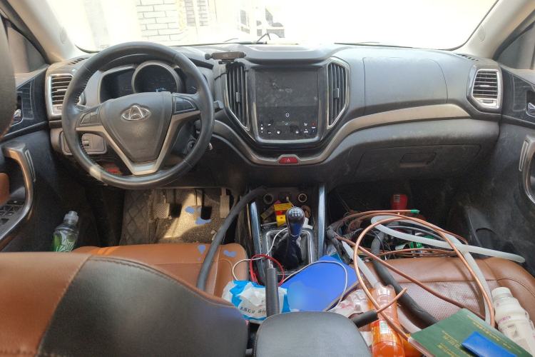 Used CHANGAN OSHAN CX70 2016 1.6L Manual Smart Connect Version Center Console