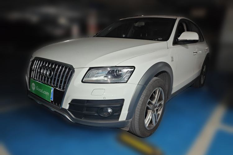 Used Audi Q5 2018 Collector's Edition 40 TFSI Technology Model