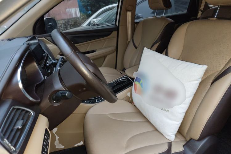 Used Baojun 730 2017 1.8L iAMT Prestige Version 7 Seats
