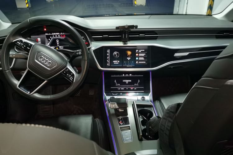 Used Audi A6L 2024 45 TFSI Prestige Dynamic Edition Center Console