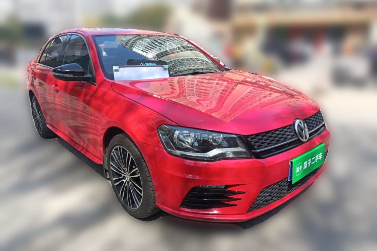 Used Volkswagen Bora 2014 1.4TSI Automatic Sportline Front Right 45 Deg