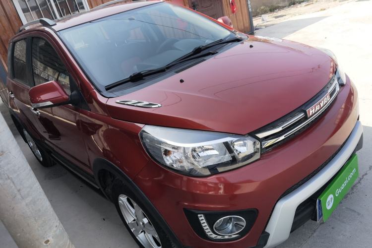 Used Haval H1 2017 Red-Label 1.5L AMT Luxury Model Front Right 45 Deg