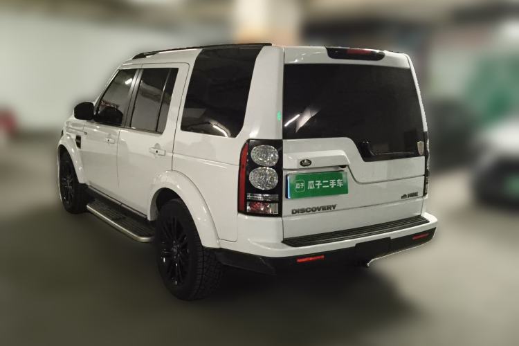 Used Land Rover Discovery 2015 3.0 SC V6 HSE Rear Left 45 Deg