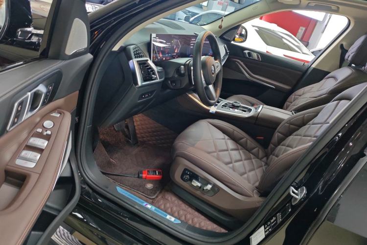 Used BMW X5 2026 Model, xDrive 30Li Prestige M Sport Night Package
