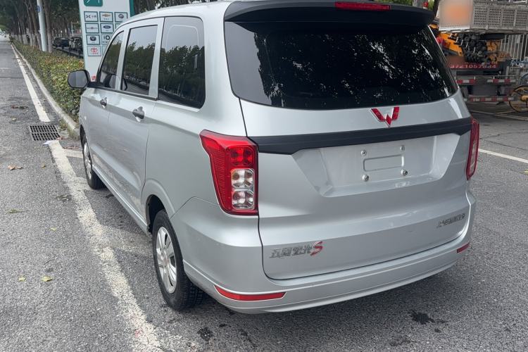 Used Wuling Hongguang 2021 1.5L S Base Version LAR
