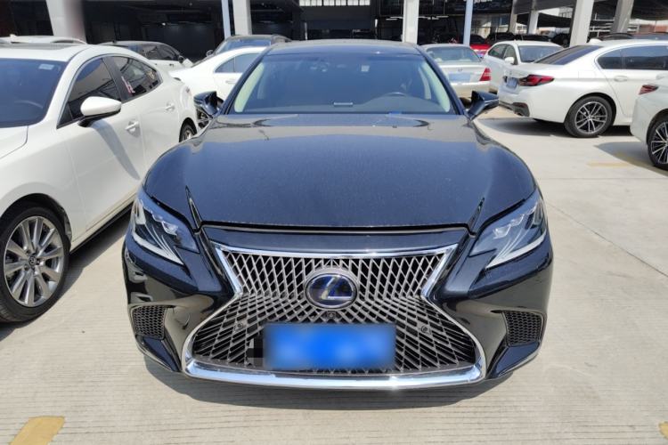 Used Lexus LS 2018 500h Excellence Edition China VI standard
