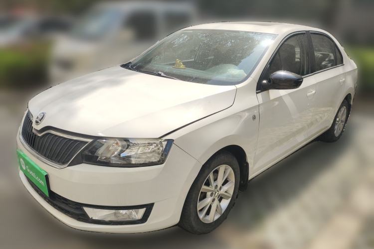 Used Skoda Rapid 2015 1.6L Manual Smart Selection Model