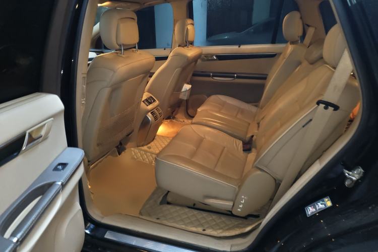 Used Mercedes-Benz R-Class 2015 R 320 4MATIC Luxury Model