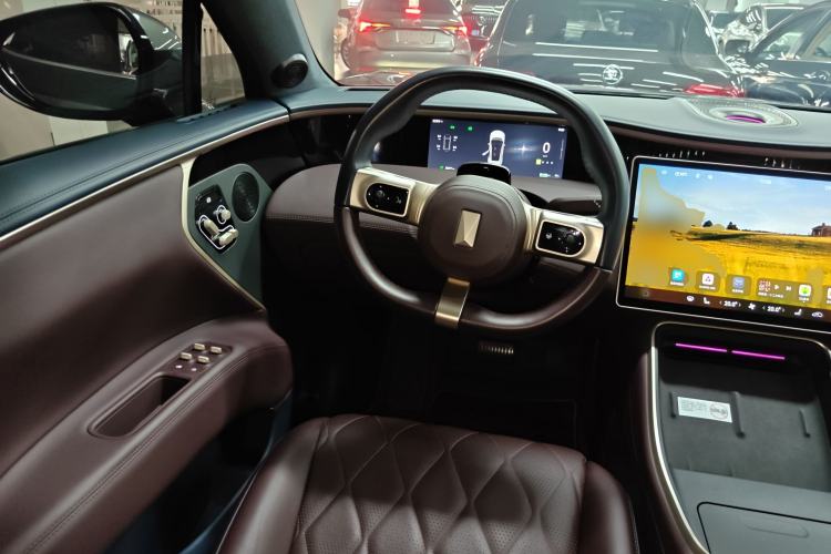 Used Avatr 11 2024 730 Luxury Edition with Three Lasers and Rear-Wheel Drive
