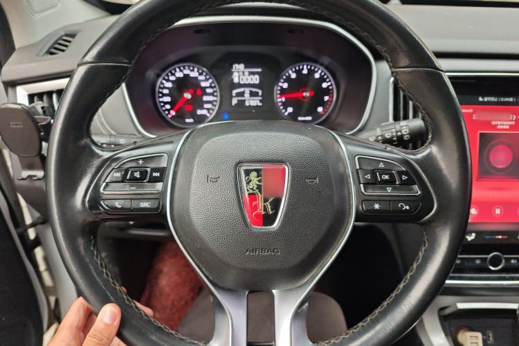 Used Roewe RX5 2018 20T Two-Wheel Drive Automatic Internet Smart Edition
