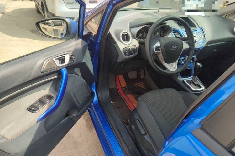 Used Ford Fiesta 2011 Hatchback 1.5L Automatic Sport Model Driver Seat