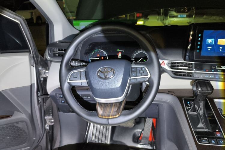 Used Toyota SIENNA 2021 2.5L Hybrid Comfort Edition