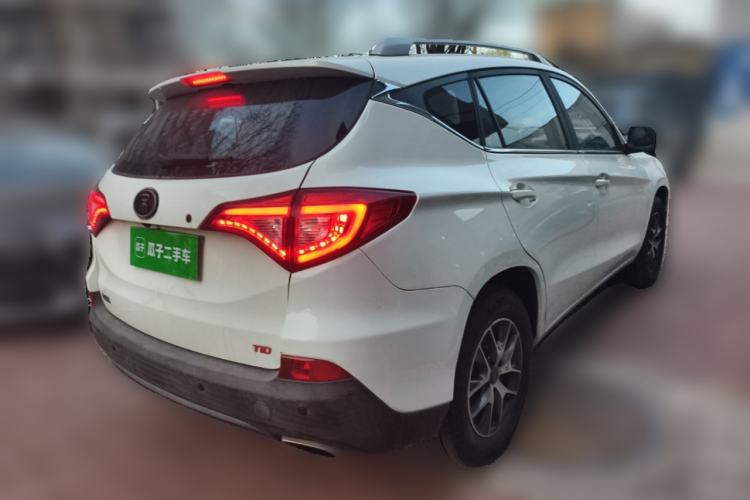 Used BYD Song 2017 Gaishi Upgrade Edition 1.5TID Automatic Luxury Model