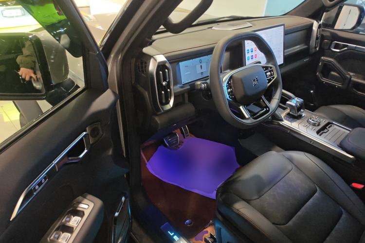 Used JETOUR Traveler 2023 2.0T All-Wheel Drive Conquer PRO
