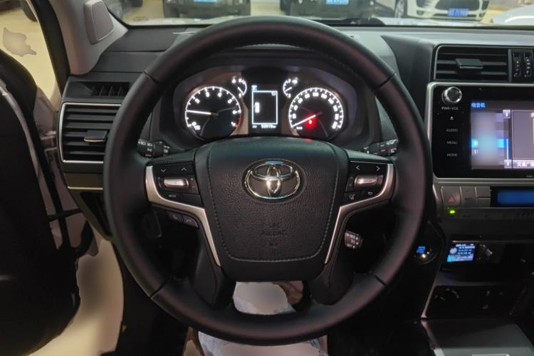 Used Toyota Prado 2019 3.5L Automatic TX-L Deluxe Edition with Rear-Mounted Spare Tire Steering Wheel
