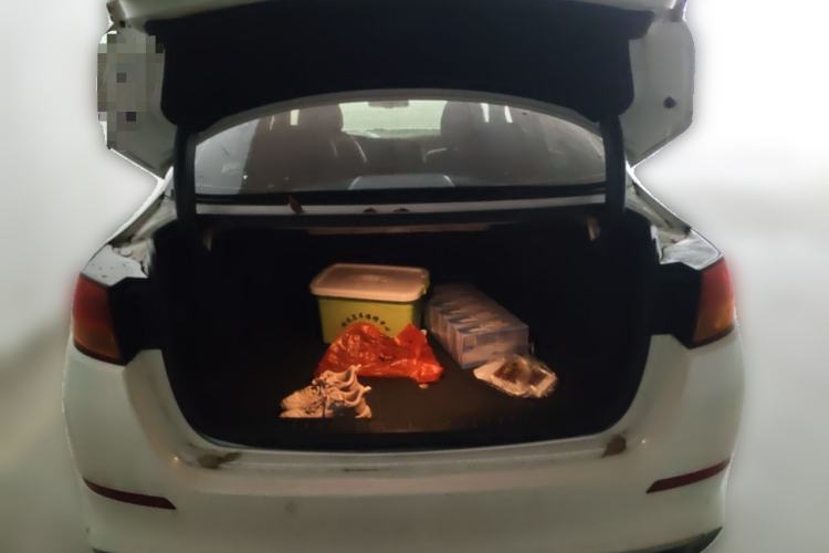 Used Kia K5 2014 2.0L Automatic PREMIUM Trunk