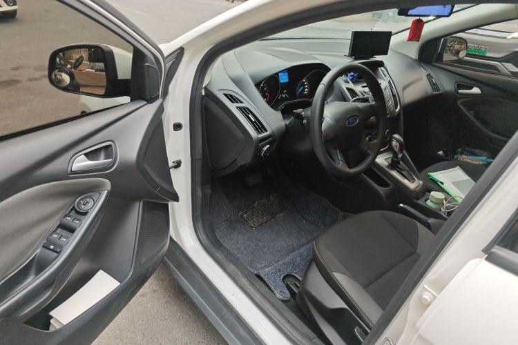 Used Ford Focus 2012 Hatchback 1.6L Automatic Comfort Model
