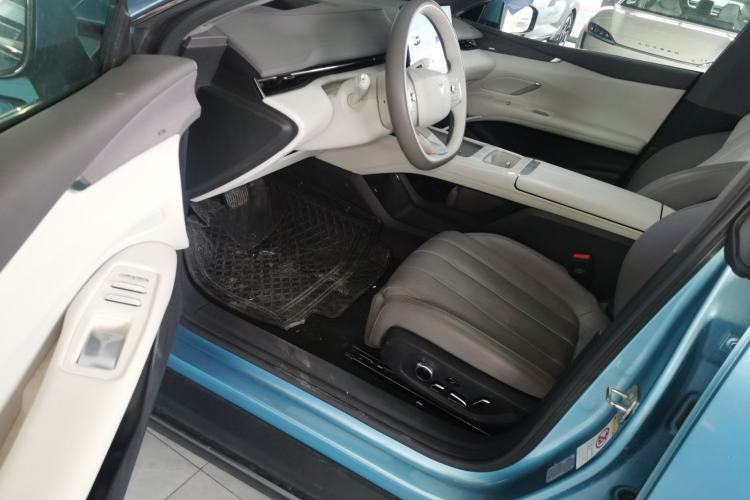 Used Deepal L07 2024 230Max Qiankun Intelligent Driving ADS SE Range-Extended Version