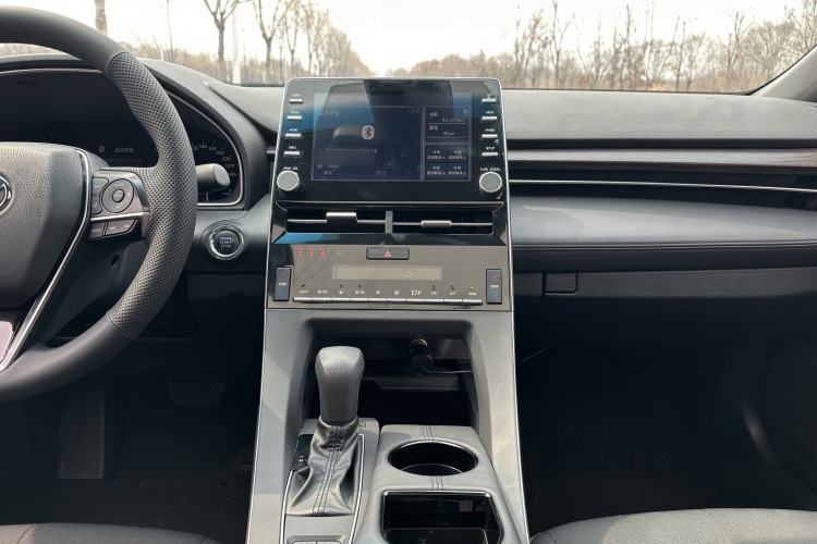 Used Toyota Avalon 2019 2.0L Ambition Edition China VI