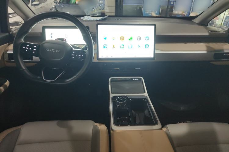 Used AION Y 2022 70 Tech Edition Lithium Iron Phosphate
