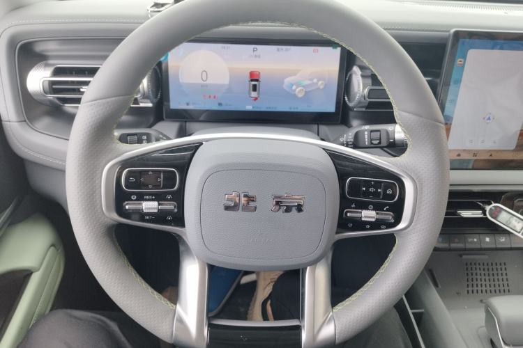 Used BAIC Off-Road BJ40 Electric Drive 2025 Standard Edition Steering Wheel