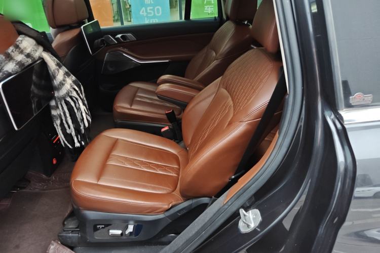 Used BMW X7 2019 xDrive40i Luxury Package with Leading Features