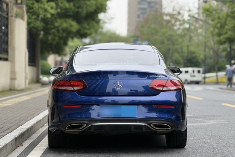 Used Mercedes-Benz C-Class 2020 C 260 Coupe Exterior 7