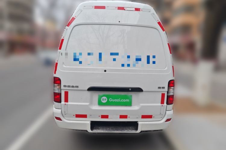 Used Jinbei Hiace 2018 2.0L Fifth-Generation Box Truck Standard Roof 2 Seats 4G21C
