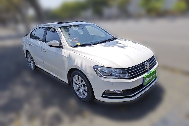 Used Volkswagen Lavida 2017 1.6L Manual Comfort Edition