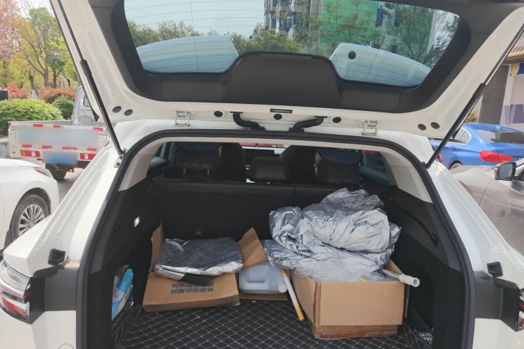 Used Roewe RX5 2023 1.5T Comfort Edition Trunk