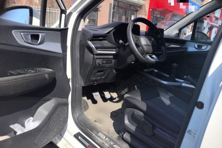 Used Wuling Jiachen 2022 1.5L Manual Enjoyment Elite Model