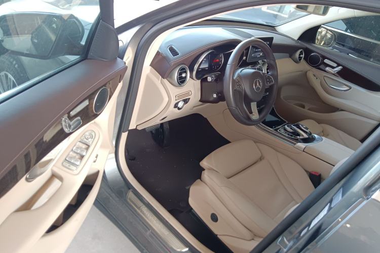 Used Mercedes-Benz GLC 2017 GLC 260 4MATIC Dynamic Edition