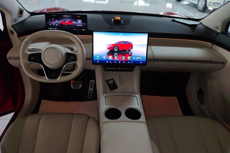 Used Hima Luxeed R7 2024 All-Electric 736 km Ultra Center Console