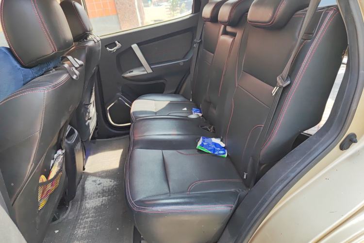 Used Geely Auto GX7 2015 Classic Edition 1.8L Manual Urban Model China V Standard