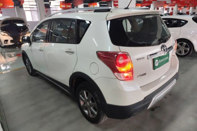 Used Toyota Verso 2015 180E CVT Crossover Edition
