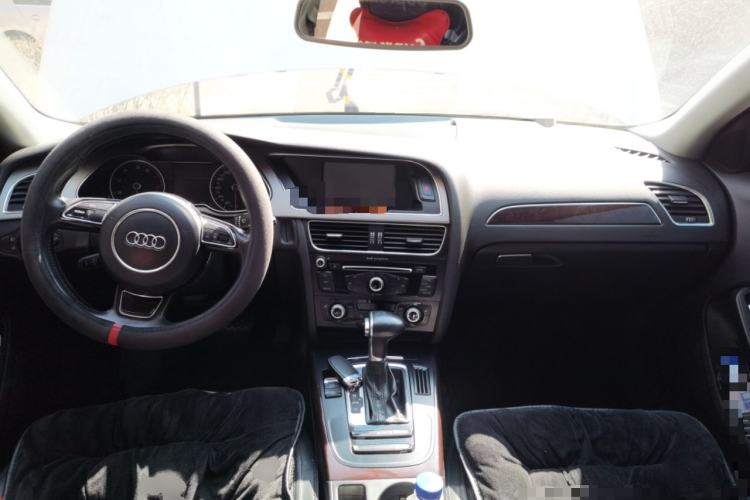 Used Audi A4L 2015 35 TFSI Automatic Comfort Model Center Console