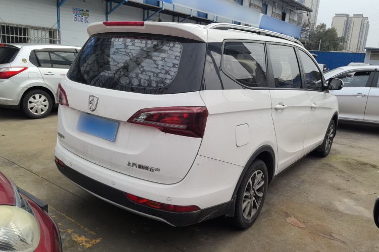 Used Baojun 730 2019 1.5L Manual Fashion Model 7-seater National V