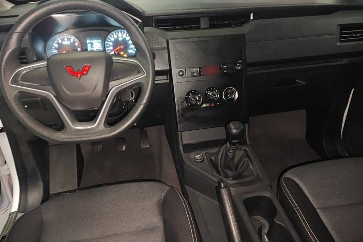 Used Wuling Zhengcheng 2022 2.0L Manual Entrepreneurial Version
