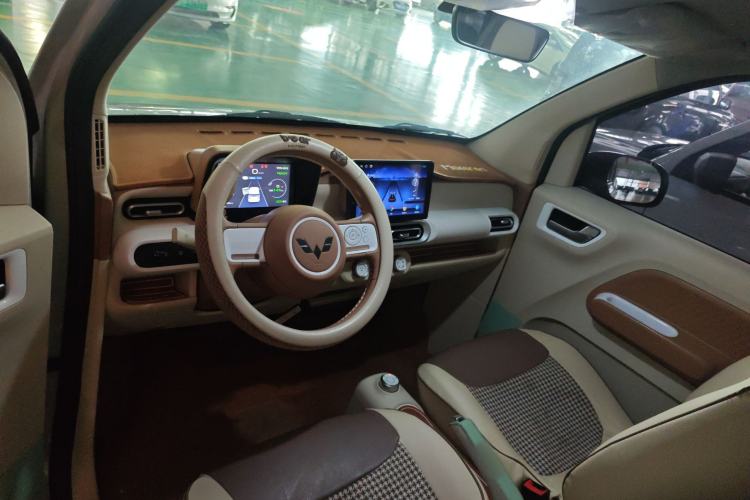 Used Wuling Hongguang MINIEV 2024 3rd Generation 215km Youth Edition