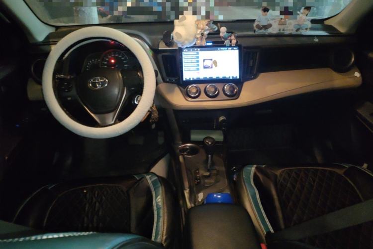 Used Toyota RAV4 2015 2.0L CVT Two-Wheel Drive Urban Edition