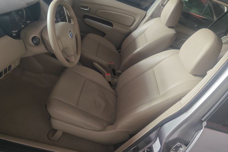 Used Venucia D50 2013 1.6L Automatic Luxury Edition
