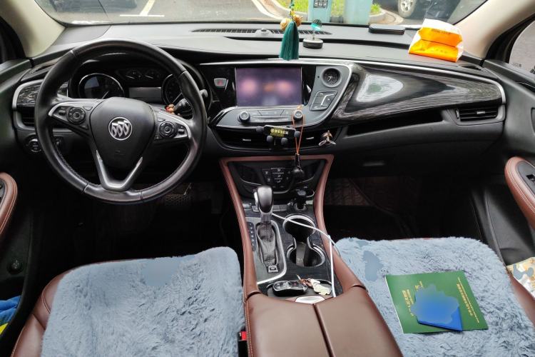 Used Buick Envision 2019 20T Two-Wheel Drive Luxury Version China VI Standard Center Console